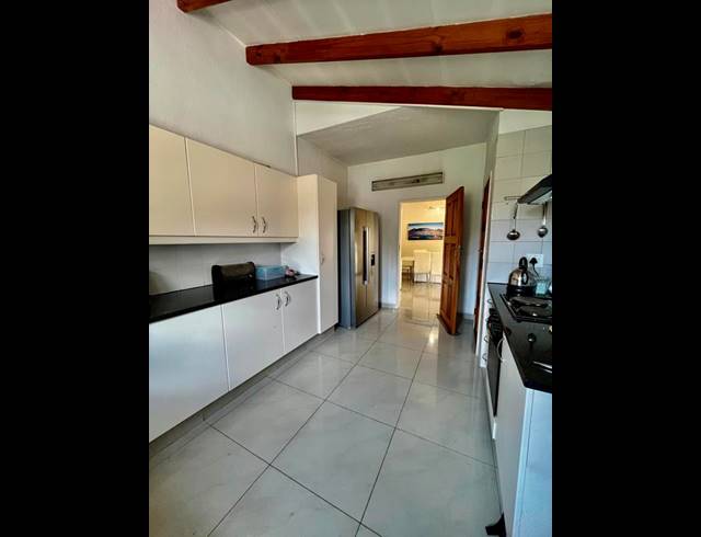 5 BEDROOM PROPERTY TO RENT IN WOODMEAD
